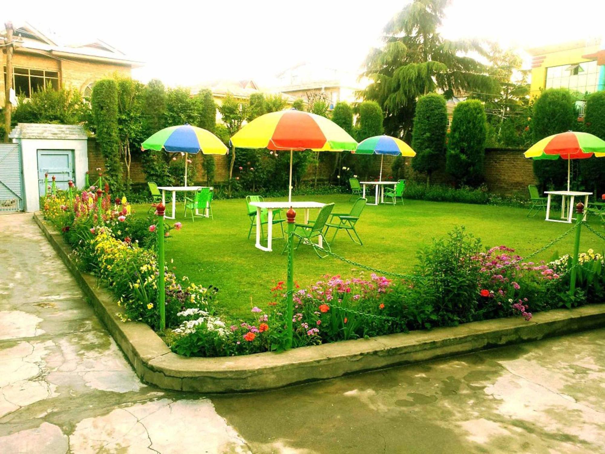 Ikraam Inn Bed & Breakfast Srinagar  Exterior photo